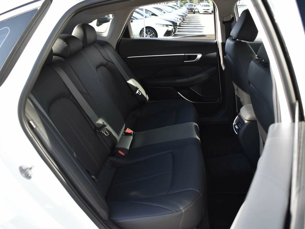 Hyundai Sonata аренда