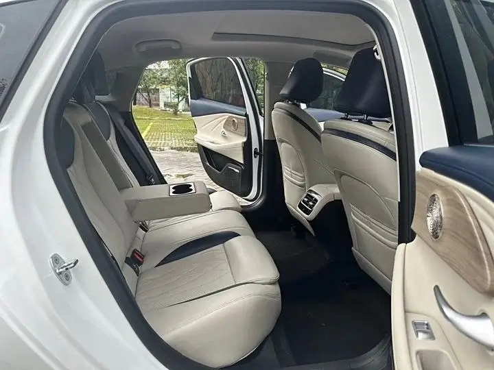 Cherry Arrizo 8 аренда