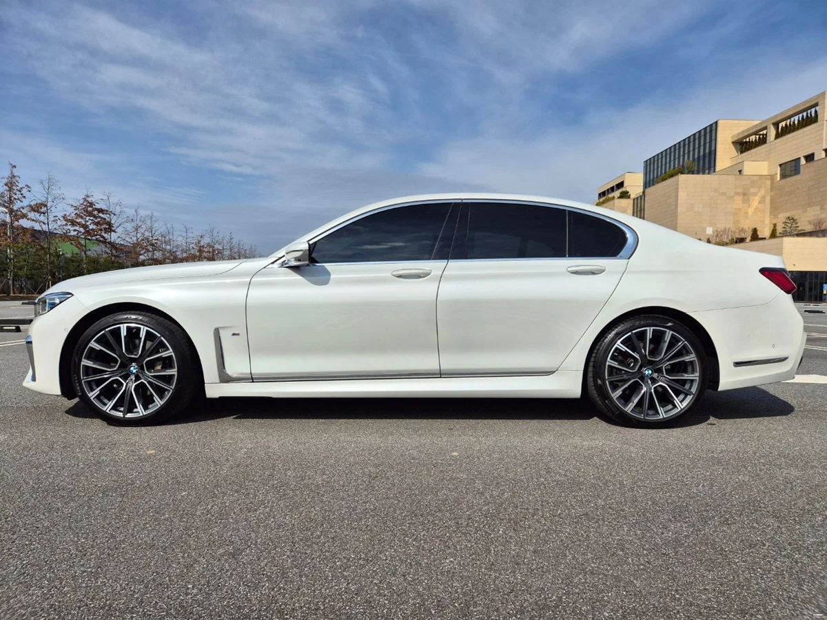 BMW 7 серия аренда