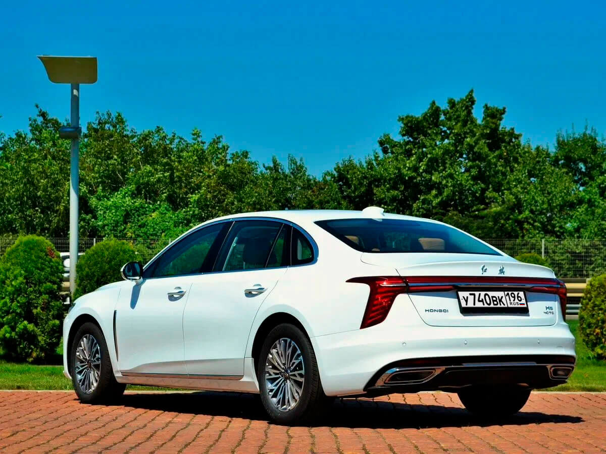 В аренду Hongqi H5