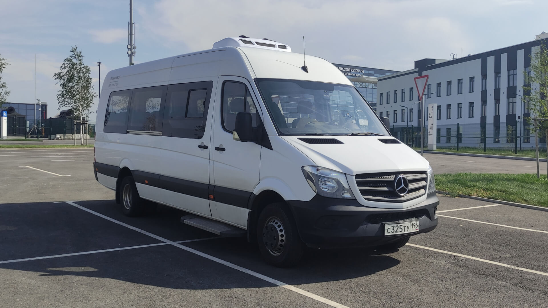 Mercedes Sprinter на 19 человек