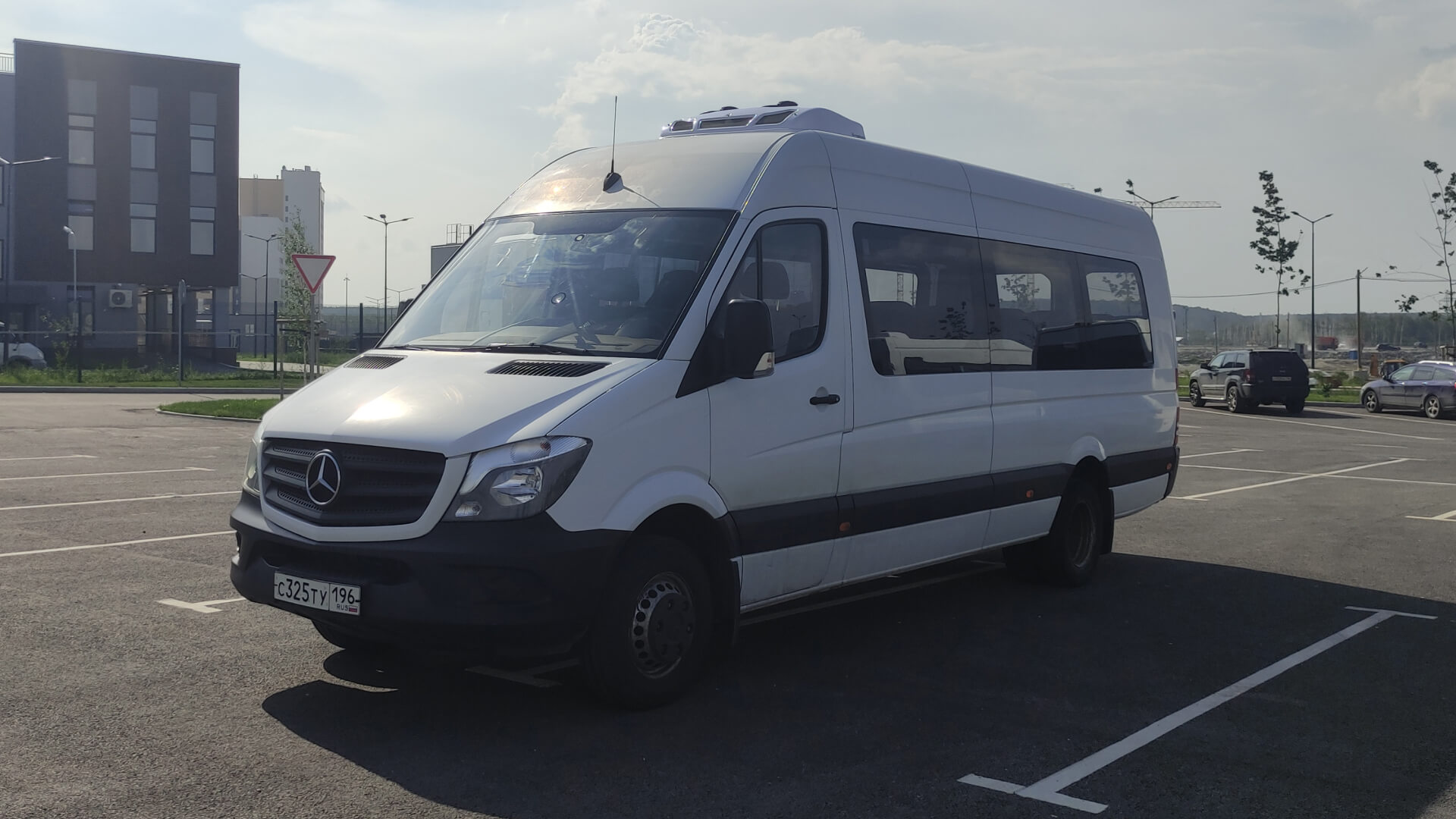 Mercedes Sprinter на 19 человек